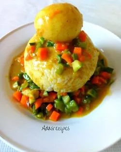 vegetable egg curry sauce